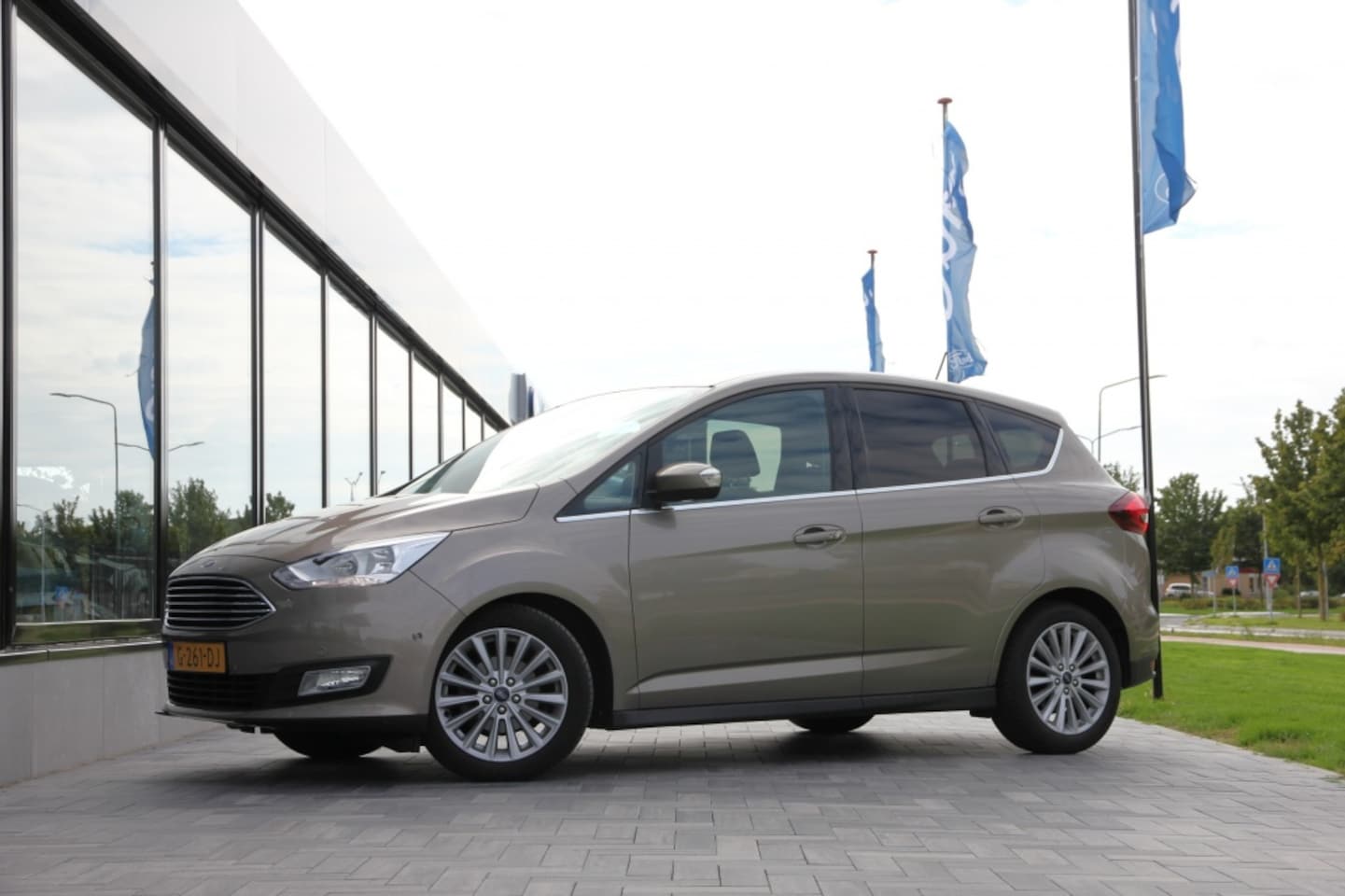 Ford C-Max - 1.0 EcoBoost 125pk Titanium - AutoWereld.nl