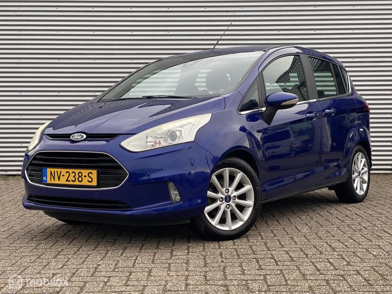 Ford B-Max - 1.0 EcoBoost Titanium | NAP | ZEER NETJES | APK | - AutoWereld.nl