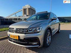 Volkswagen Tiguan - 1.4 TSI ACT Comfortline Business R
