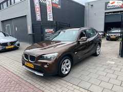BMW X1 - SDrive18i Executive 3e Eigenaar Airco Navi PDC NAP APK
