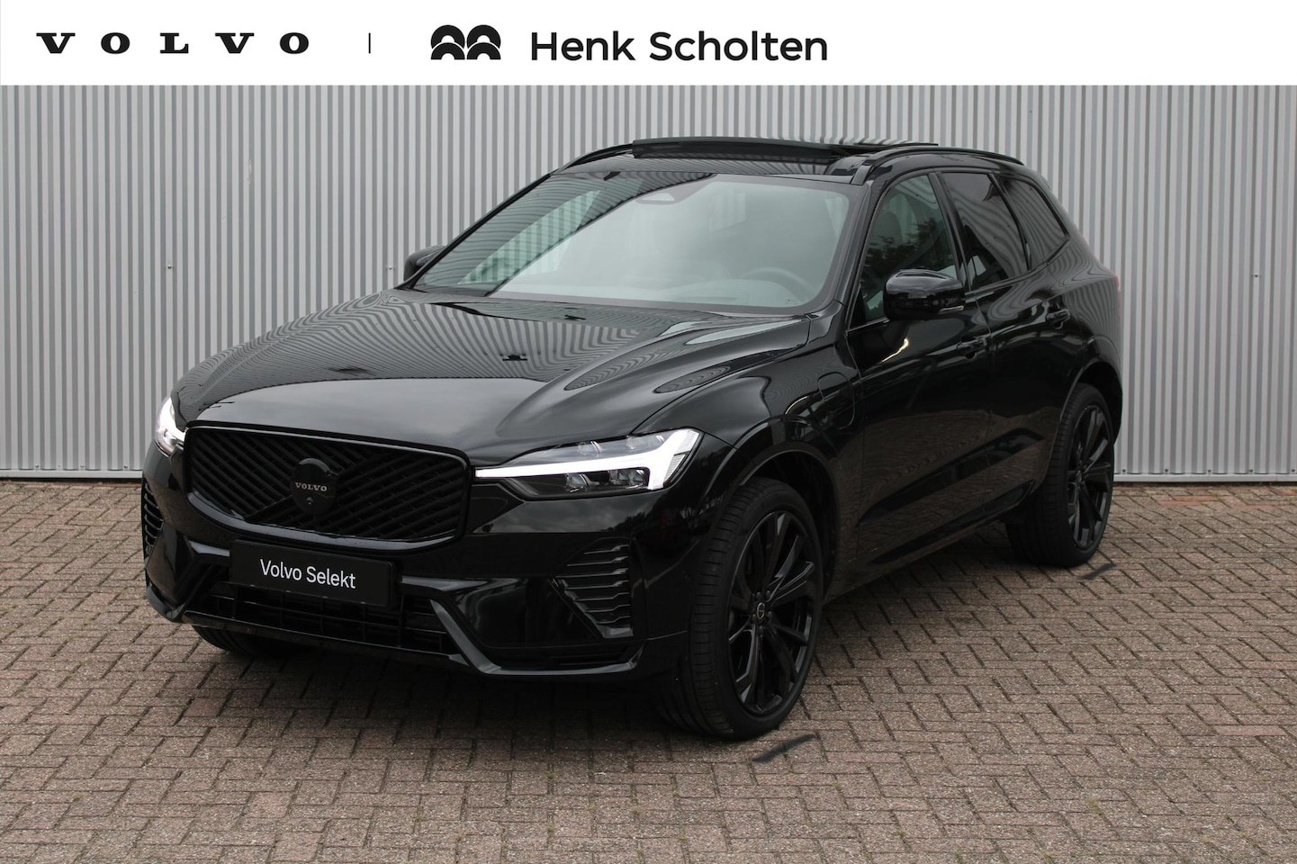 Volvo XC60 - T6 Plug-in hybrid AWD Plus Black Edition | Luchtvering | Head-Up Display | 360º Camera | S - AutoWereld.nl