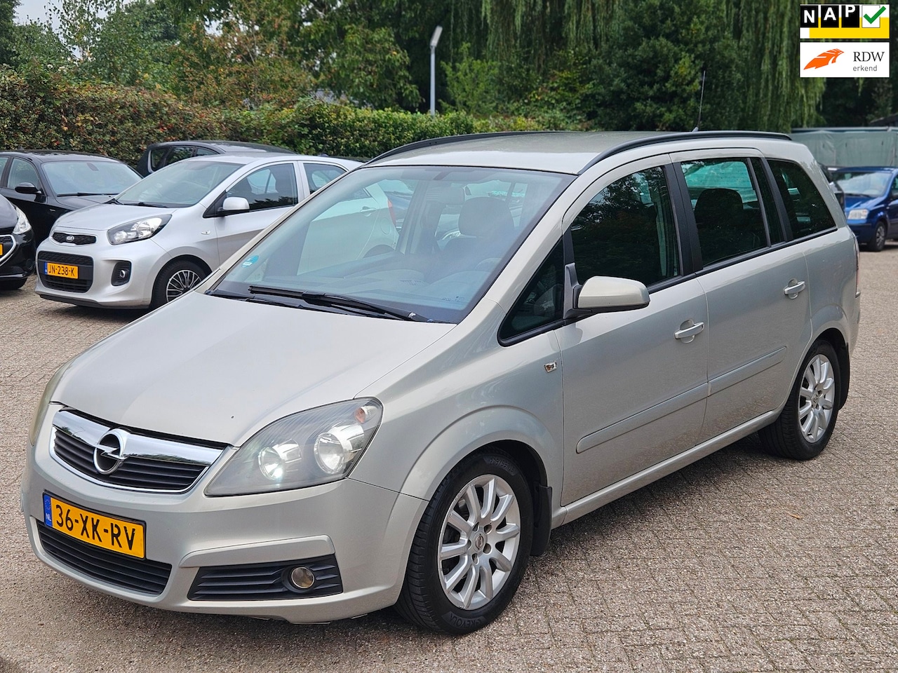 Opel Zafira - 1.8 Temptation|7P|CruiseControl|Airco|Trekhaak|2e eigenaar|NAP NL - AutoWereld.nl