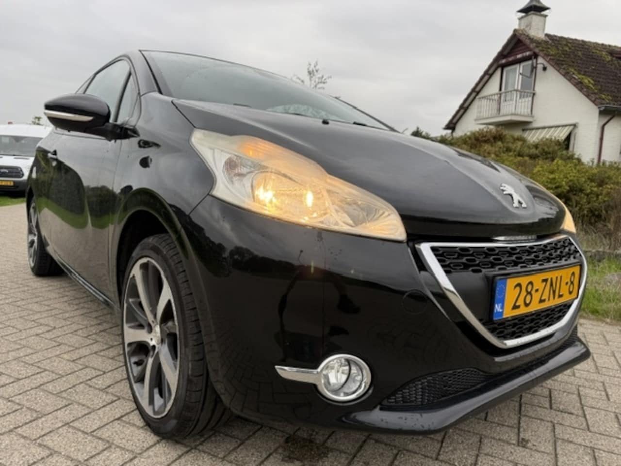 Peugeot 208 - 1.2 Vti Envy 1.2 VTi Envy - AutoWereld.nl