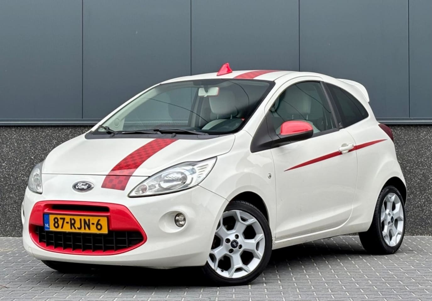 Ford Ka - 1.2 Grand Prix s/s | Airco | NAP - AutoWereld.nl