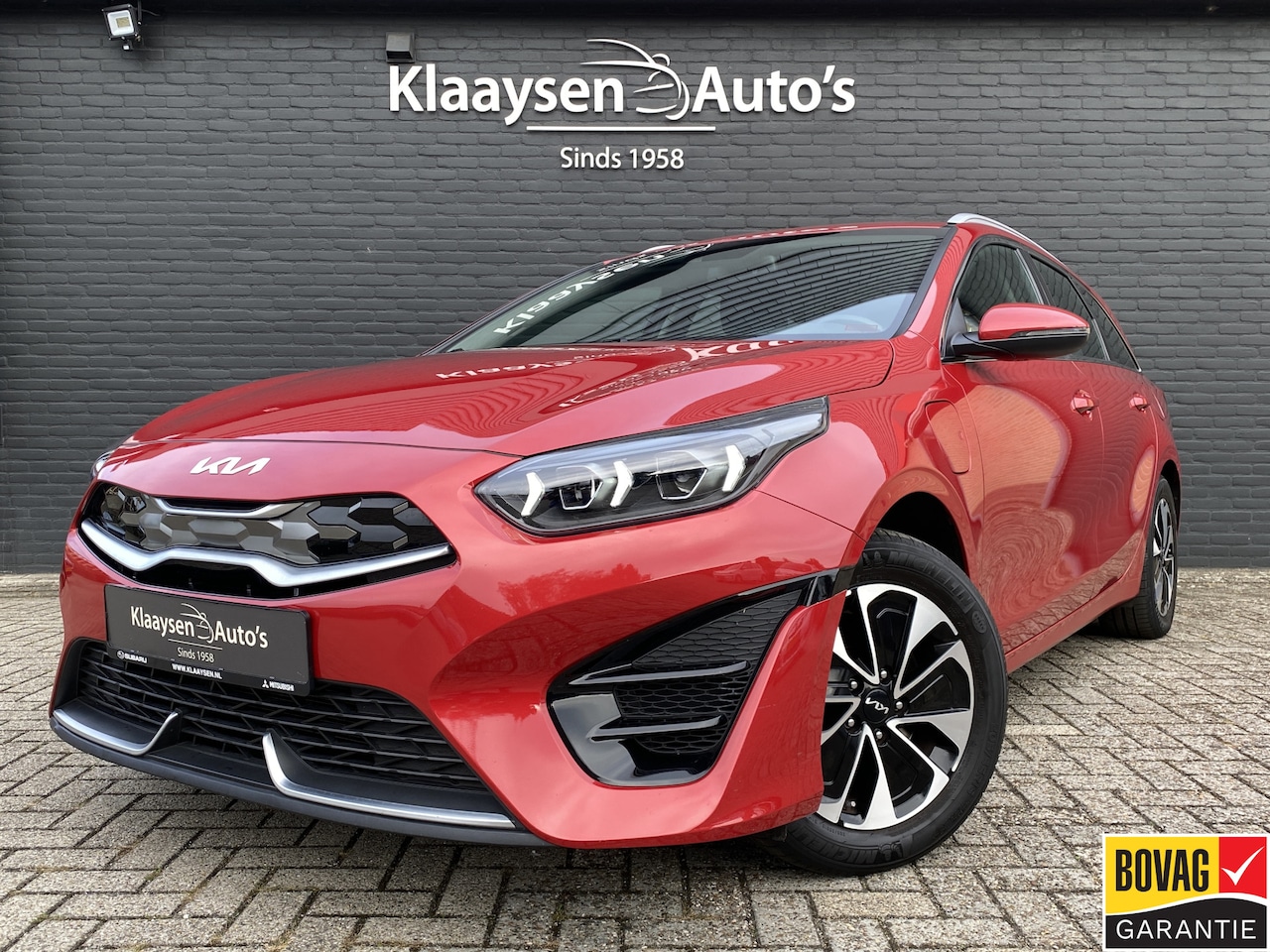 Kia Cee'd Sportswagon - Ceed 1.6 GDI PHEV DynamicLine 140 pk | 1e eigenaar | dealer onderh. | navigatie | trekhaak - AutoWereld.nl
