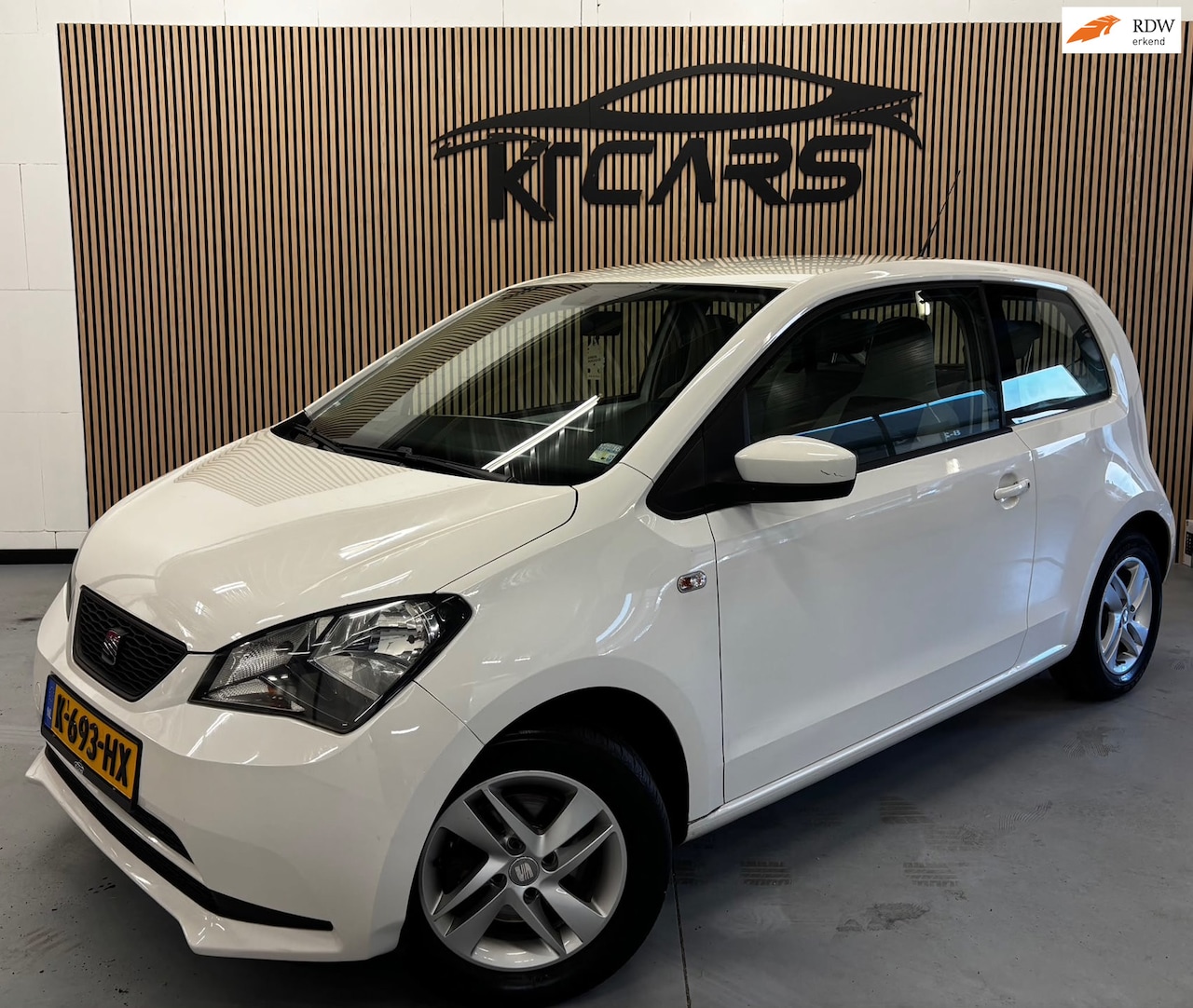 SEAT Mii - 1.0 Style Chic|Cruise|PDC|Airco|LM Velgen|Radio met aux| - AutoWereld.nl
