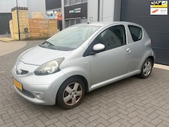 Toyota Aygo - 1.0 AIRCO | ELEKTR PAKKET | NIEUWE APK | NAP |