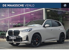 BMW X3 - 30e xDrive M Sport Automaat / Panoramadak / Trekhaak / Sportstoelen / Comfort Access / Par