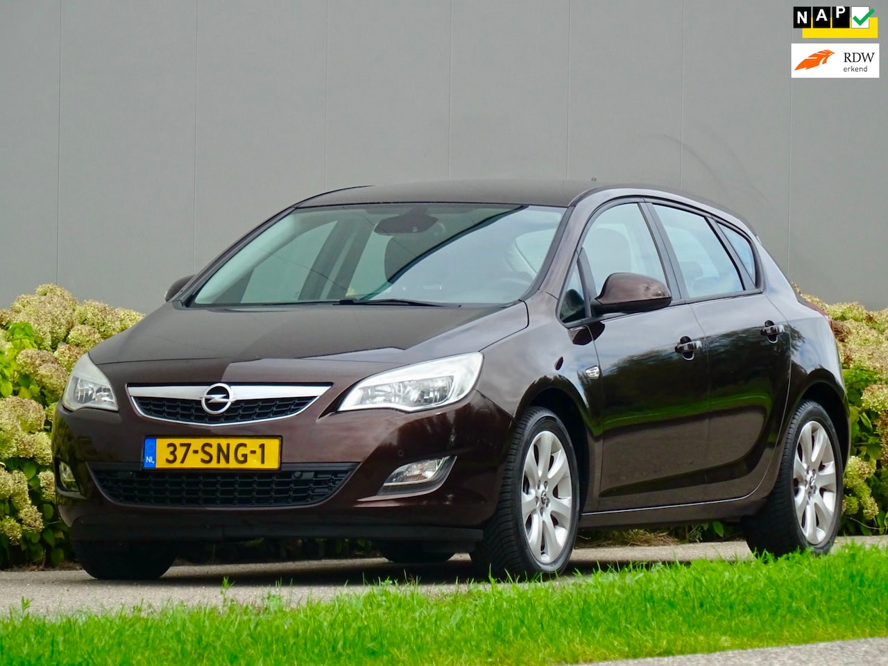 Opel Astra - 1.4 Turbo | Navigatie | NL | Trekhaak | - AutoWereld.nl