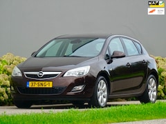 Opel Astra - 1.4 Turbo Edition | Navigatie | NL | NAP | Trekhaak |