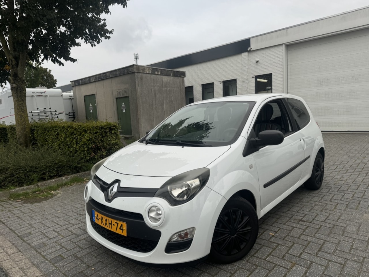 Renault Twingo - 1.2 16V Parisienne Airco Bluetooth Facelift - AutoWereld.nl
