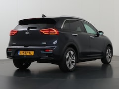 Kia e-Niro - ExecutiveLine 64 kWh | Schuifdak | Stoel/Stuurverwarming | Adaptieve Cruise Control | Lede