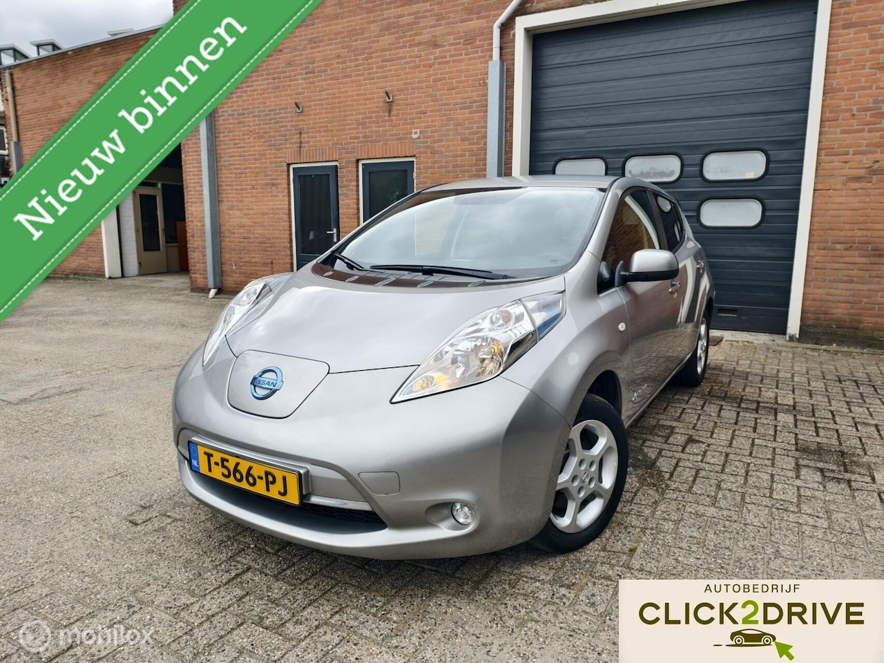 Nissan LEAF - 30kwh, Airco, bluetooth, achteruitrij camera - AutoWereld.nl