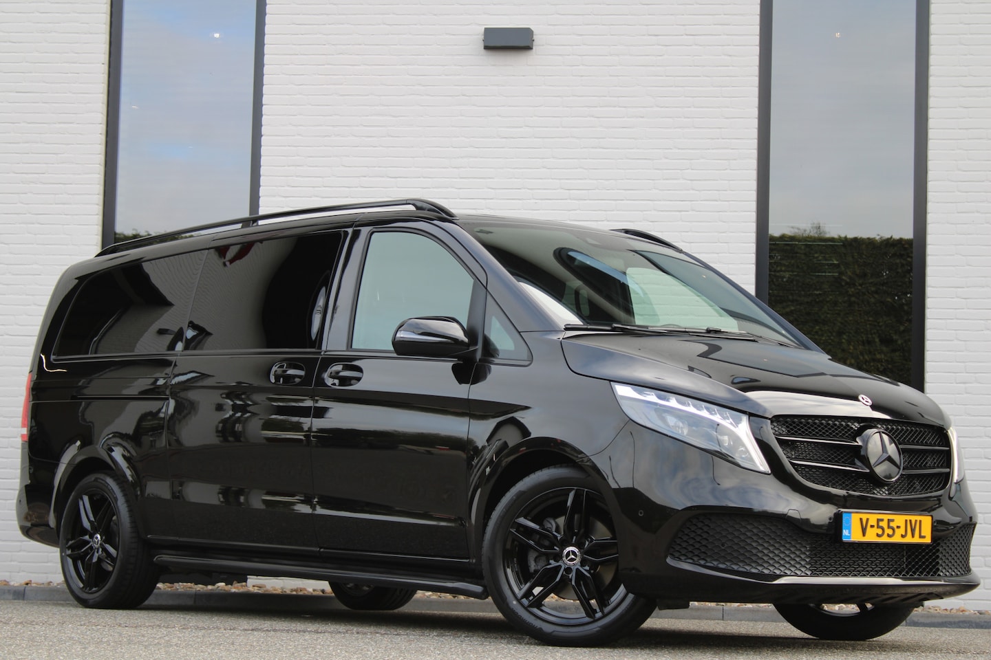 Mercedes-Benz V-klasse - 300d / XXL / DC / 2x Elec Schuifdeur / Camera / Vol Opties / NIEUWSTAAT - AutoWereld.nl
