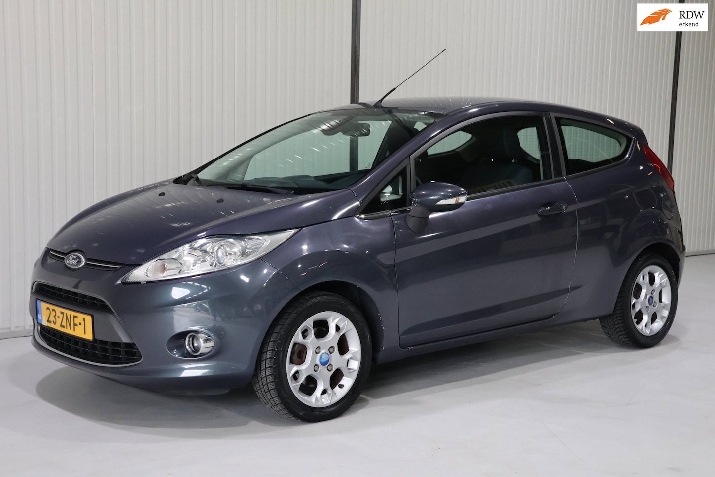 Ford Fiesta - 1.25 Titanium CLIMA - TREKHAAK - NWE D-RIEM - NWE APK - NETTE STAAT! - AutoWereld.nl