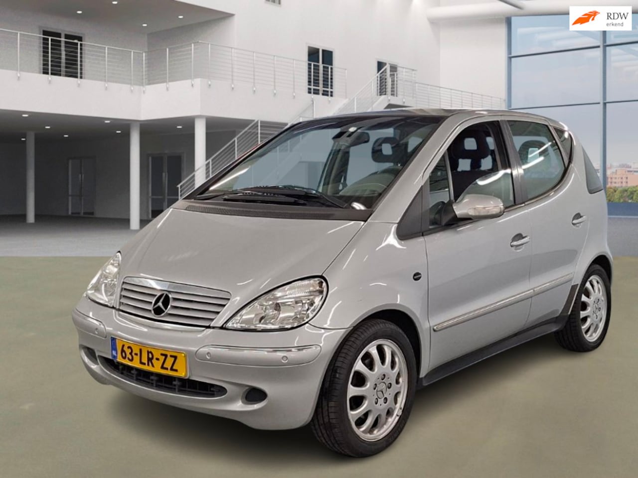 Mercedes-Benz A-klasse - 190 Elegance AUTOMAAT PSENSOR CRUISE 2 X SLEUTELS - AutoWereld.nl