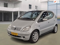 Mercedes-Benz A-klasse - 190 Elegance AUTOMAAT PSENSOR CRUISE 2 X SLEUTELS
