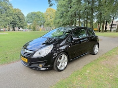 Opel Corsa - 1.4-16V Cosmo Sportieve uitvoering Nieuwe apk