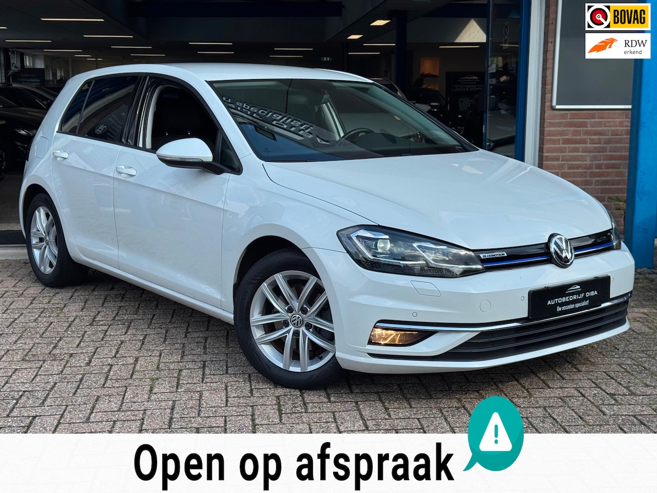 Volkswagen Golf - 1.5 TSI Comfortline Business AUT CARPLAY NAP - AutoWereld.nl