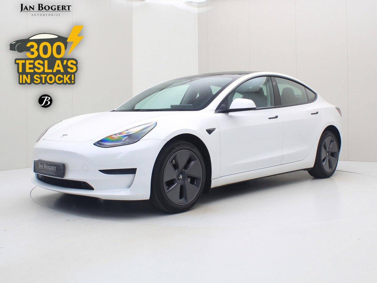 Tesla Model 3 - Standard RWD Plus UPGRADE 94,1% SoH [ LFP-ACCU+WARMTEPOMP+AUTOPILOT+60 kWh ] - AutoWereld.nl