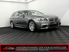 BMW 5-serie Touring - 520i Executive M Sport. Parkeersensoren, Navi, Keyless start, Virtual desk, Elektrische ac