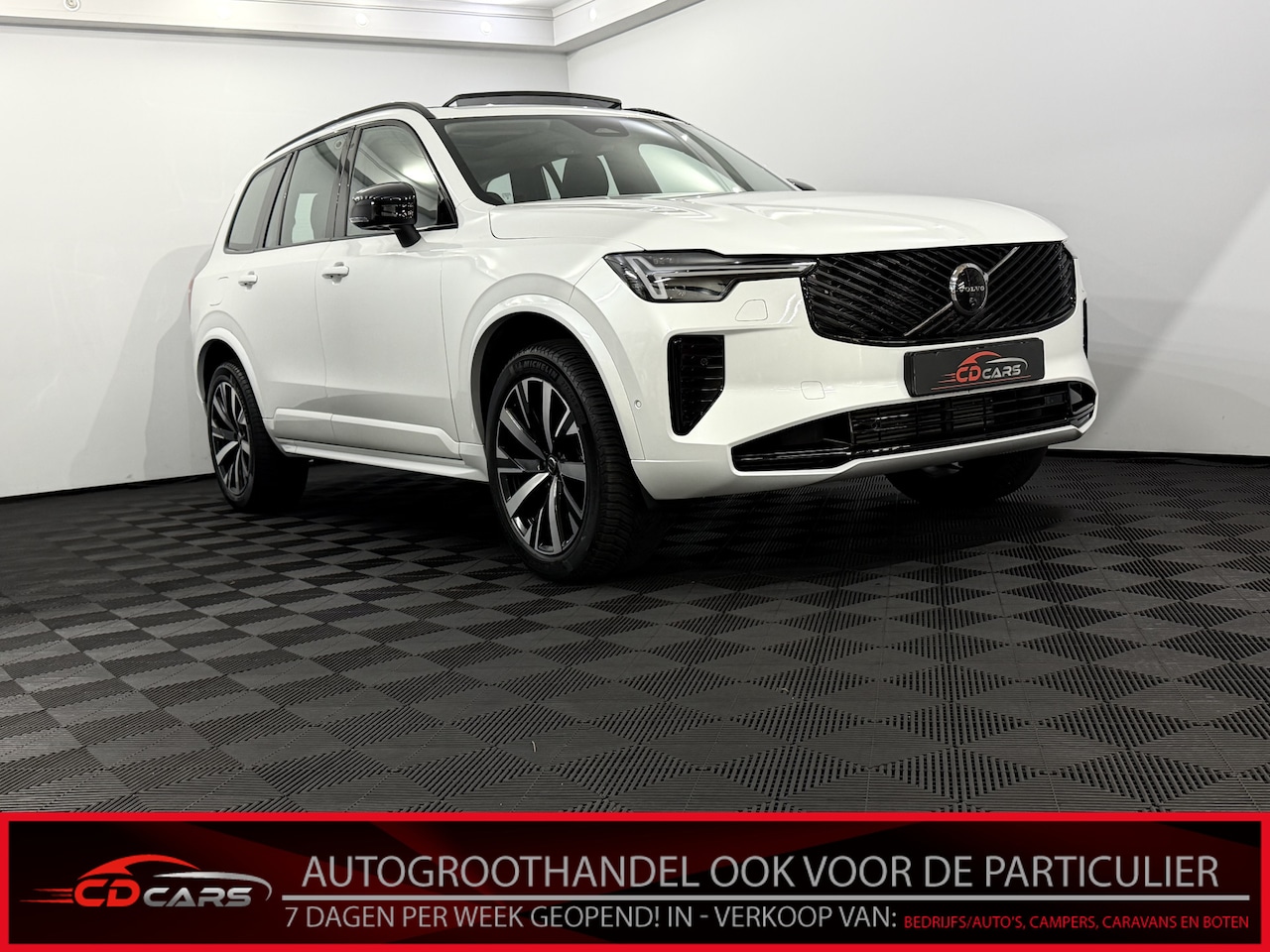 Volvo XC90 - 2.0 T8 Plug-in hybrid AWD Plus Dark Facelift 7P Panoramadak, 360 Camera, Harman/Kardon, Wi - AutoWereld.nl