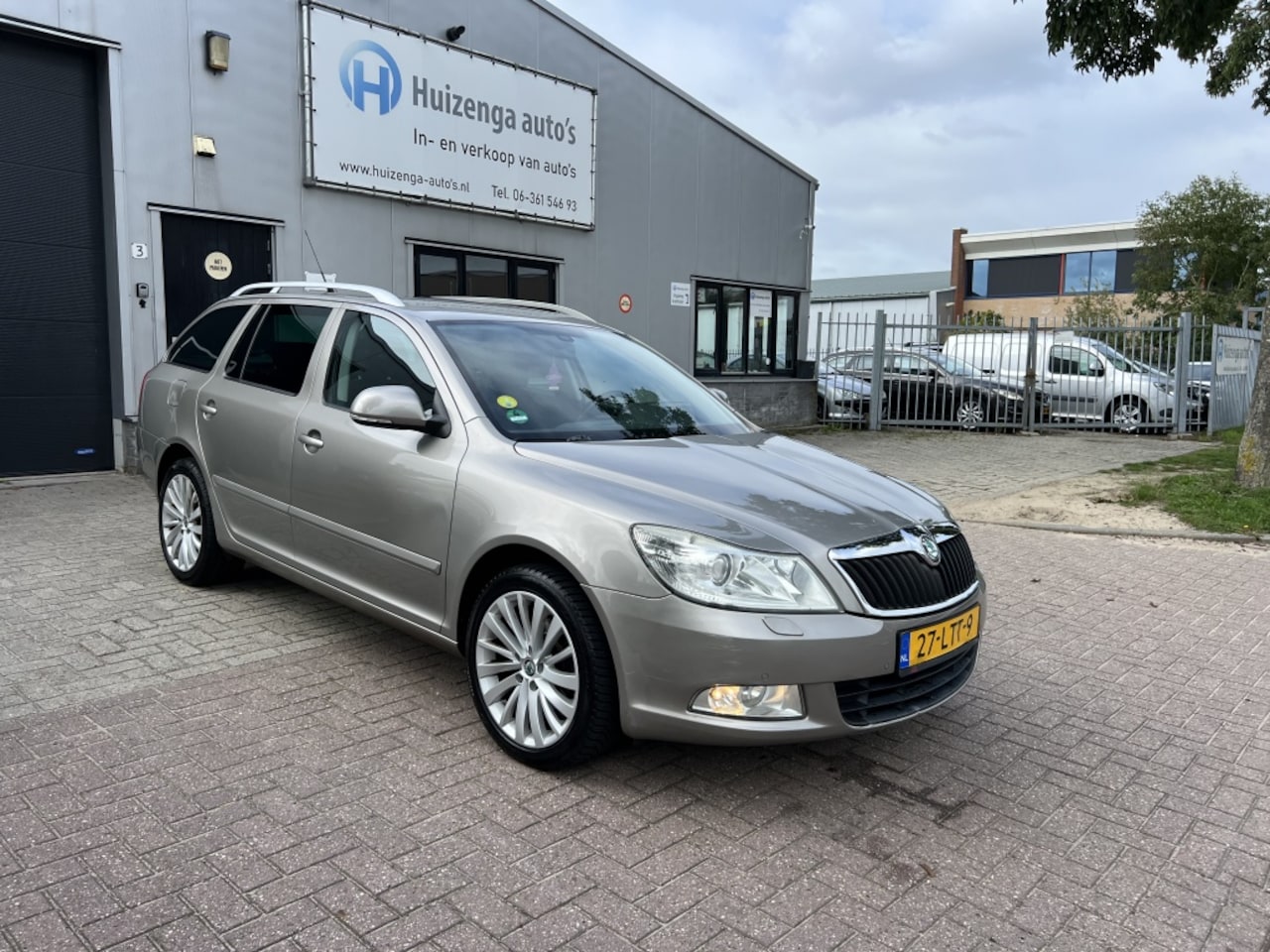 Skoda Octavia Combi - 1.2 TSI Elegance Bns - AutoWereld.nl