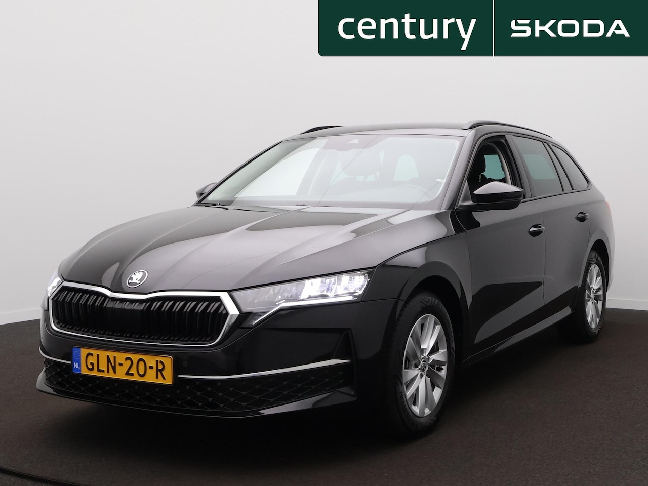Skoda Octavia Combi - 1.5 TSI Business Edition | PDC | Led | Zwenkbare trekhaak | ACC | - AutoWereld.nl