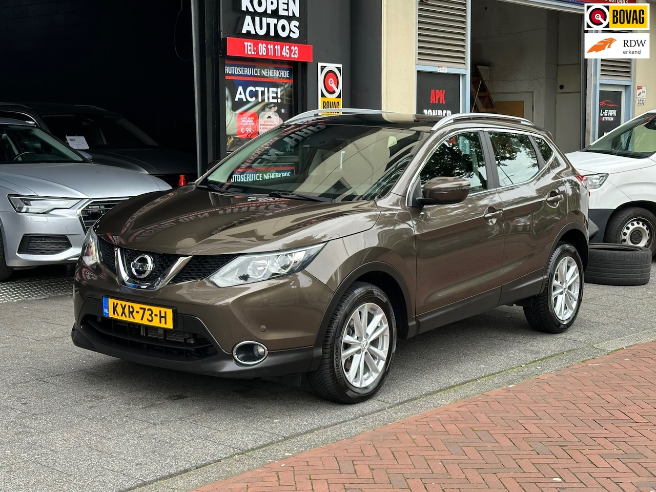 Nissan Qashqai - 1.2 Acenta Automaat Navi Camera Pano - AutoWereld.nl