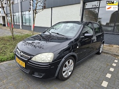 Opel Corsa - 1.2-16V Silverline Airco Nieuwe Ketting