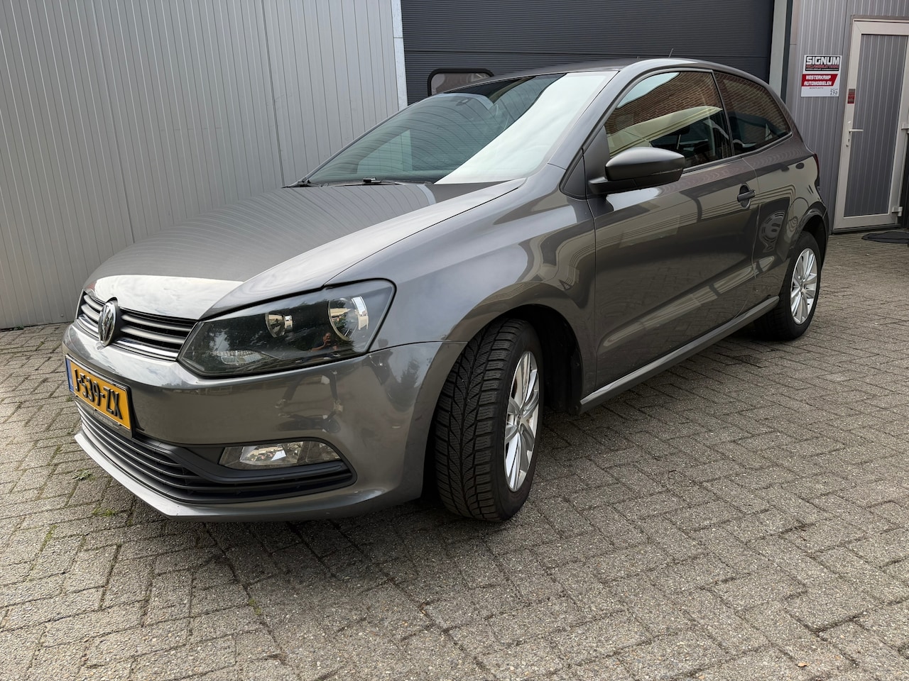 Volkswagen Polo - 1.0 Comfortline 1.0 Comfortline - AutoWereld.nl