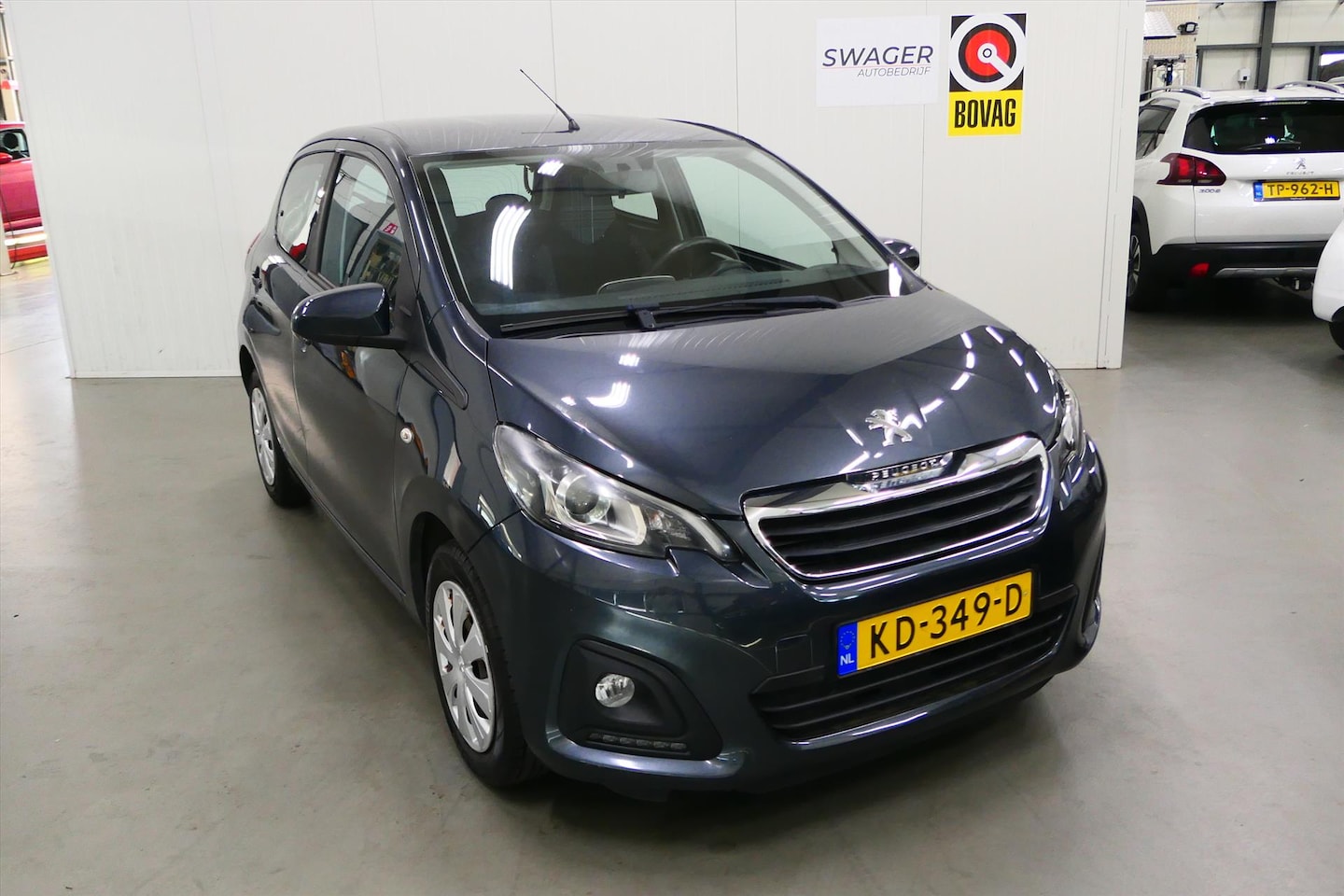 Peugeot 108 - 1.0 e-VTi 68pk 5D Active - AutoWereld.nl