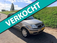 Ford Fusion - 1.4-16V Ghia, Trekhaak, Nieuwe APK