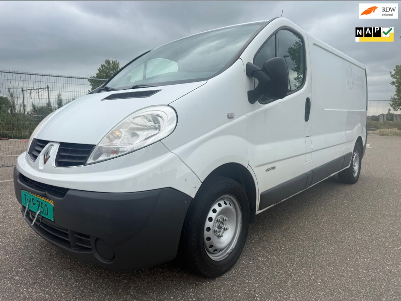 Renault Trafic - 2.0 dCi T29 L2H1 Eco Black Edition 2.0 dCi T29 L2H1 Eco Black Edition - AutoWereld.nl
