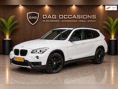 BMW X1 - SDrive18i AUTOMAAT | PANO | NAVI | PDC
