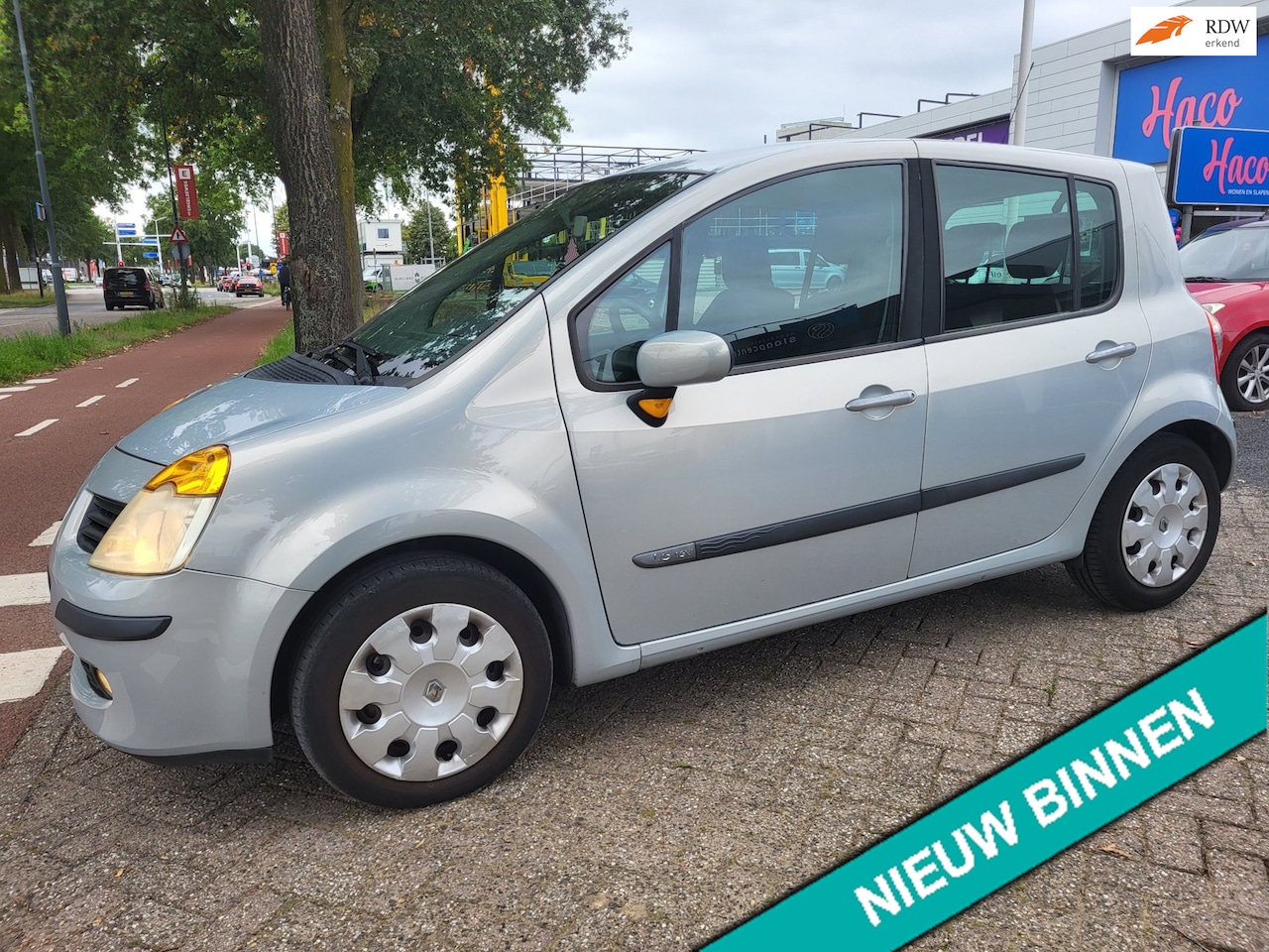 Renault Modus - 1.6-16V Expression Luxe 1.6-16V Expression Luxe - AutoWereld.nl