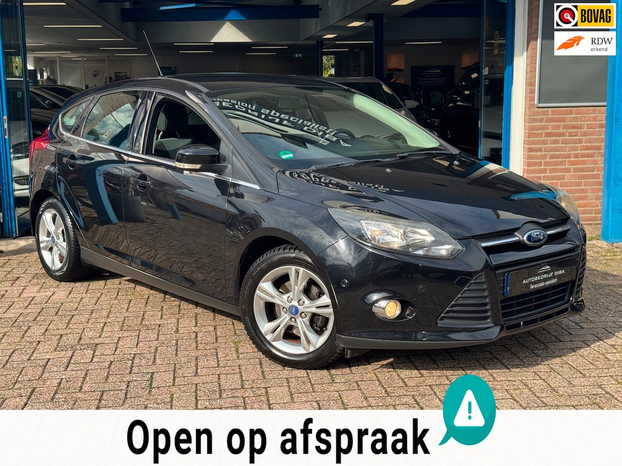 Ford Focus - 1.0 EcoBoost Trend 2017 ZWART NAVI AIRCO APK NAP! - AutoWereld.nl