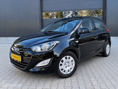 Hyundai i20 - 1.2i i-Drive Airco I Weinig KM I 1e Eigenaar
