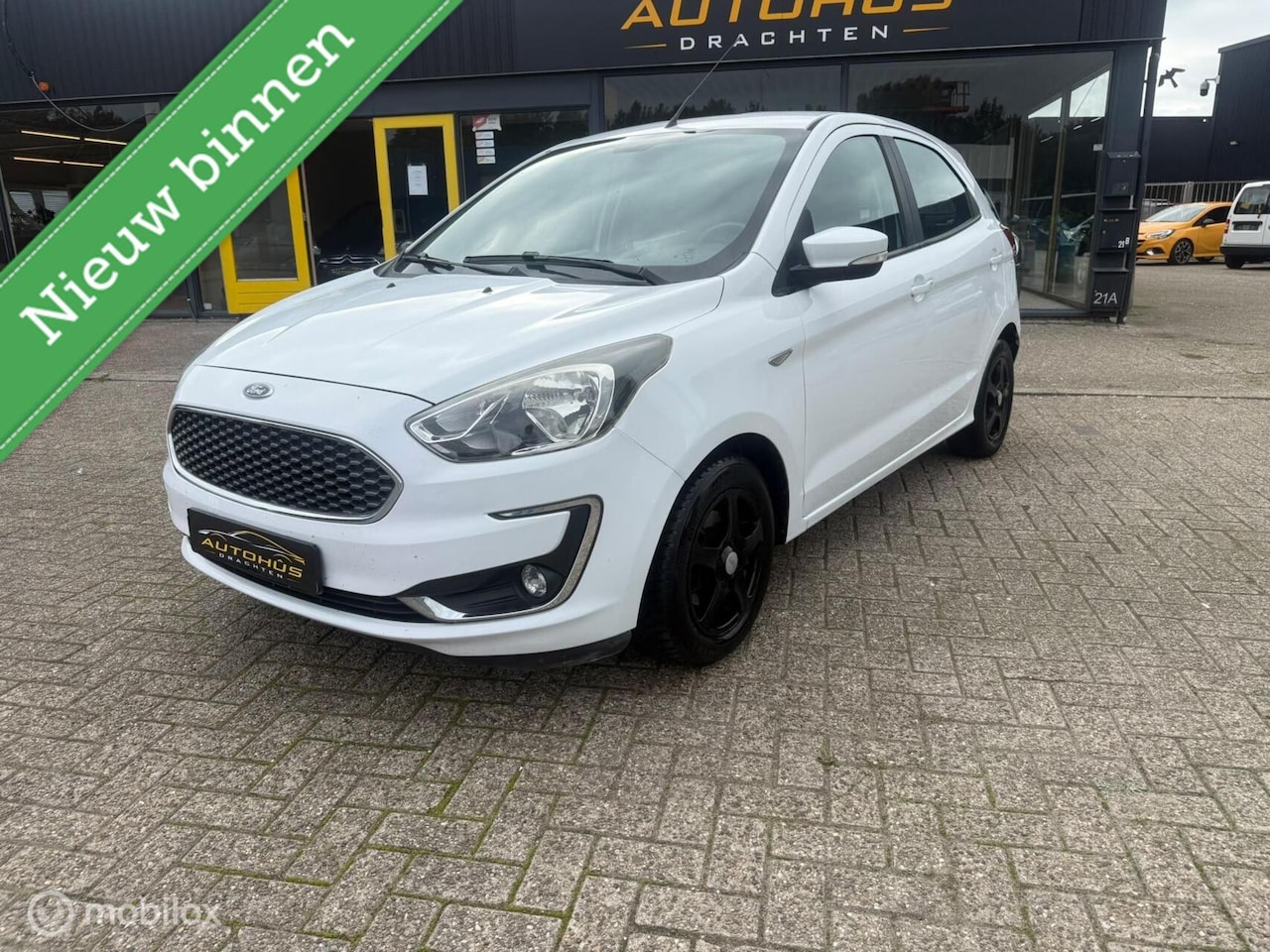 Ford Ka - 1.2 Titanium Ultimate White airco cruise Parkeersensoren km - AutoWereld.nl