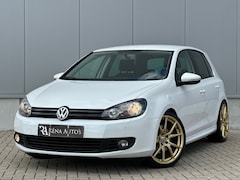 Volkswagen Golf - 1.4 TSI Highline 160PK / Alcantara / Stoelverw / Airco / Carplay /