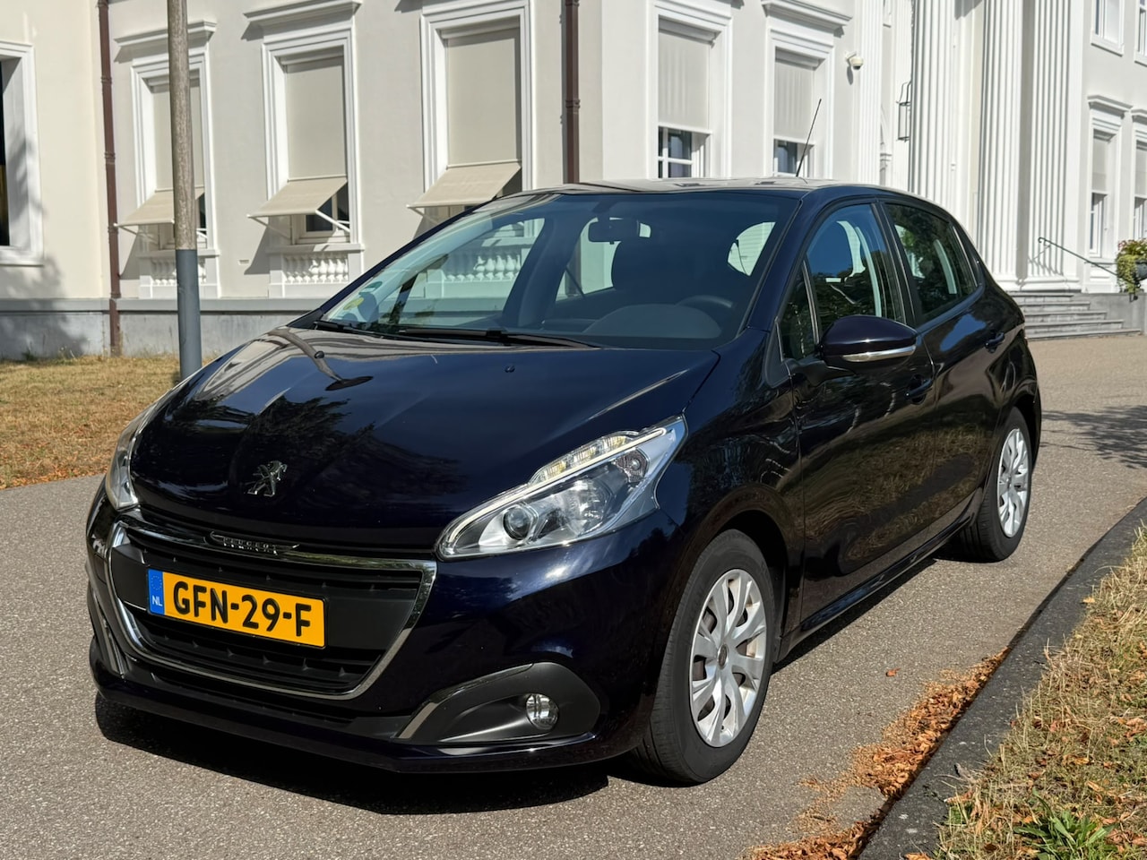 Peugeot 208 - 1.6 BlueHDi Blue Lease 1.6 BlueHDi Blue Lease - AutoWereld.nl