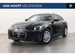 BMW i4 - eDrive40 / Achteruitrijcamera / Adaptieve LED / Comfort Access / Active Cruise Control / S