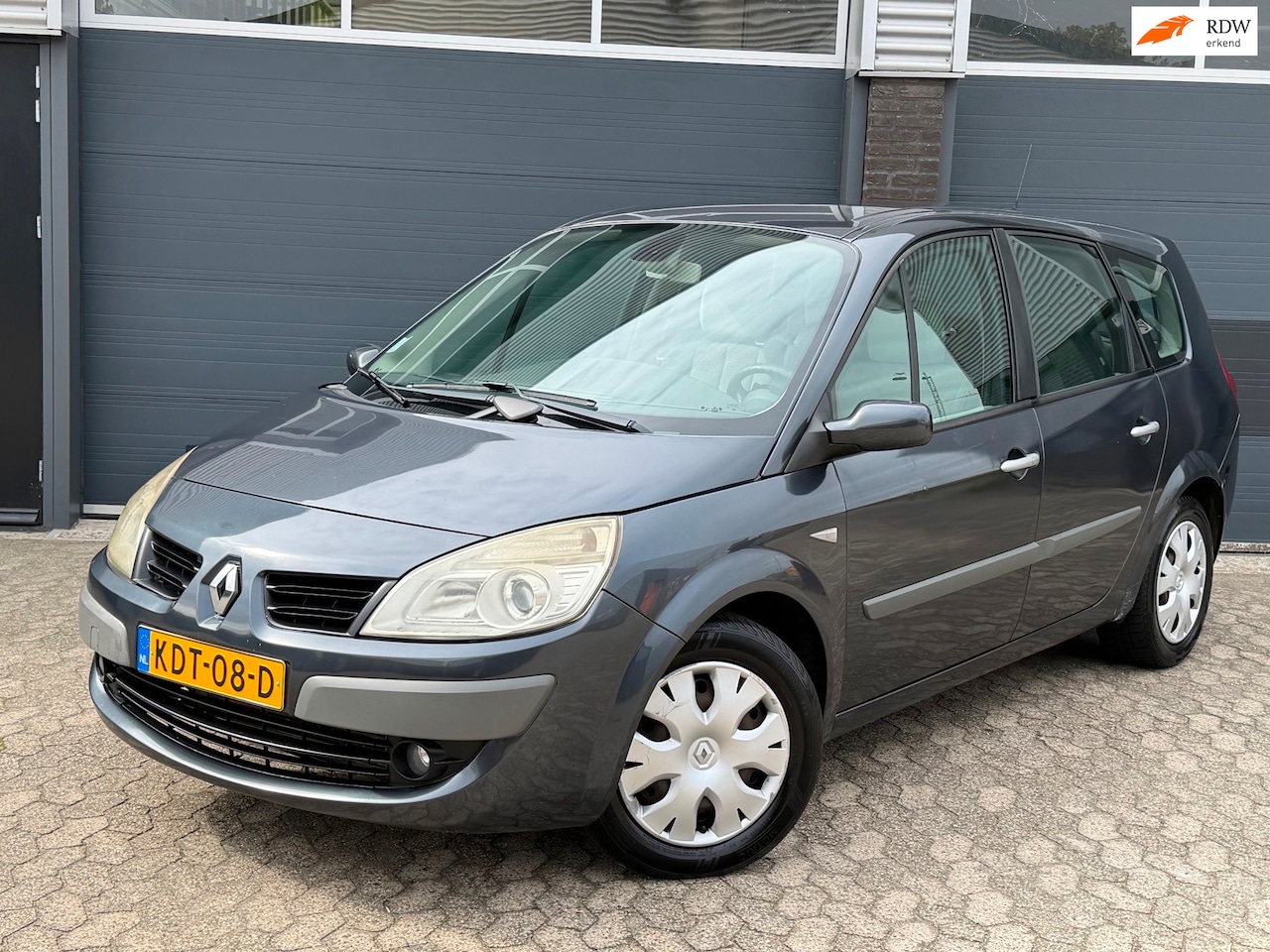 Renault Grand Scénic - 1.5 dCi Authentique Comfort| NAVI|CLIMA|KEYLESS - AutoWereld.nl