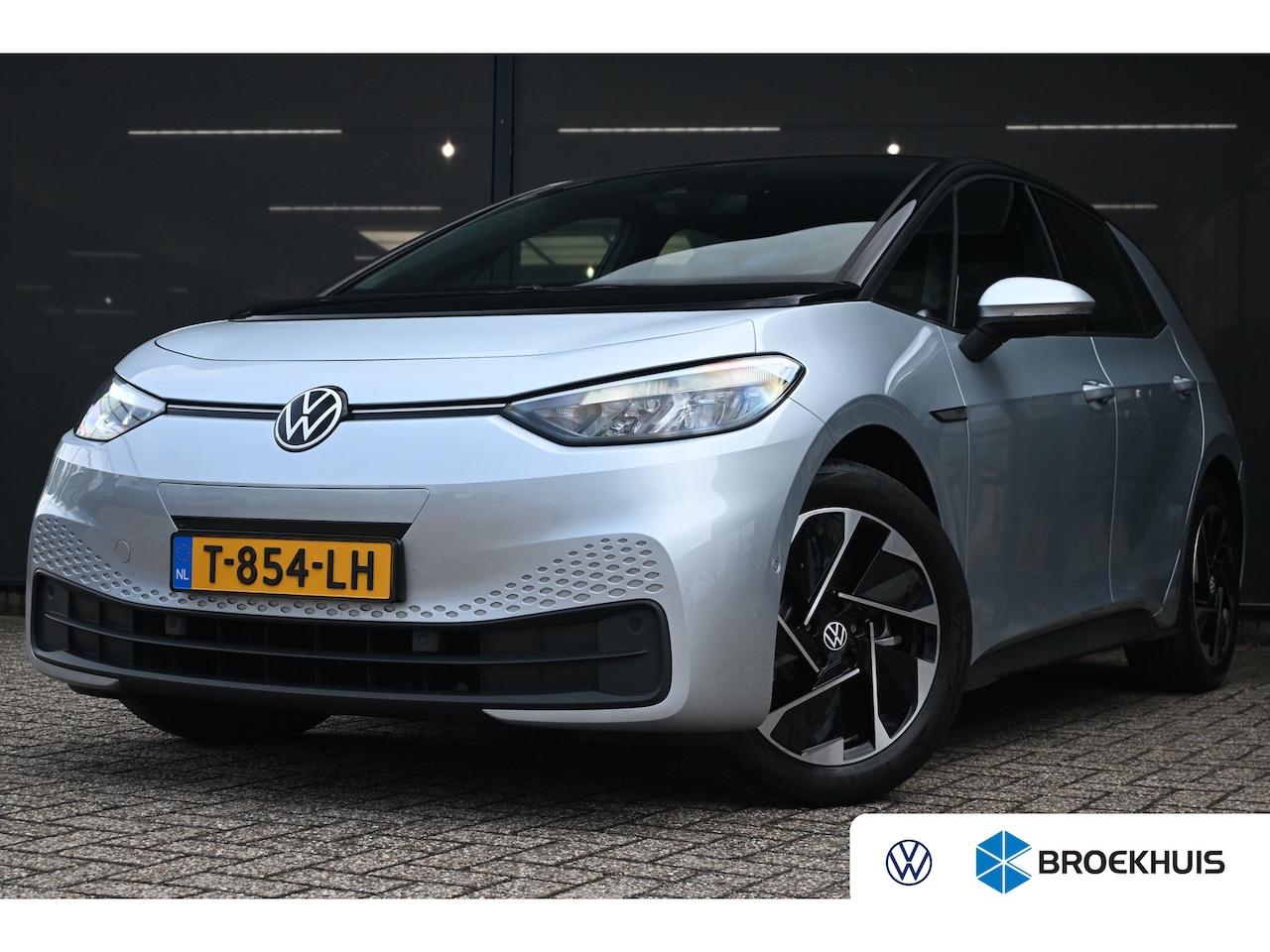 Volkswagen ID.3 - Pro Edition 58 kWh 89,3%SOH! | Navigatie | Achteruitrijcamera | Adaptive Cruise | Stoelver - AutoWereld.nl