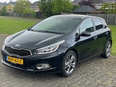 Kia Cee'd - Ceed 1.6 GDI Business Line Automaat/ Clima/ Cruise/ LM/ PDC/ Privacy
