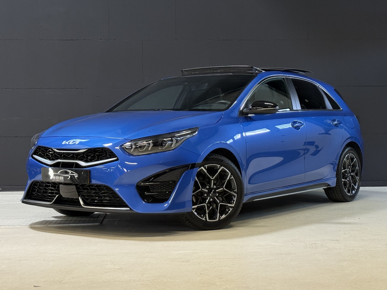 Kia Cee'd - Ceed 1.0 T-GDi GT-Line | Panoramadak | Camera | Dodehoeksensoren - AutoWereld.nl