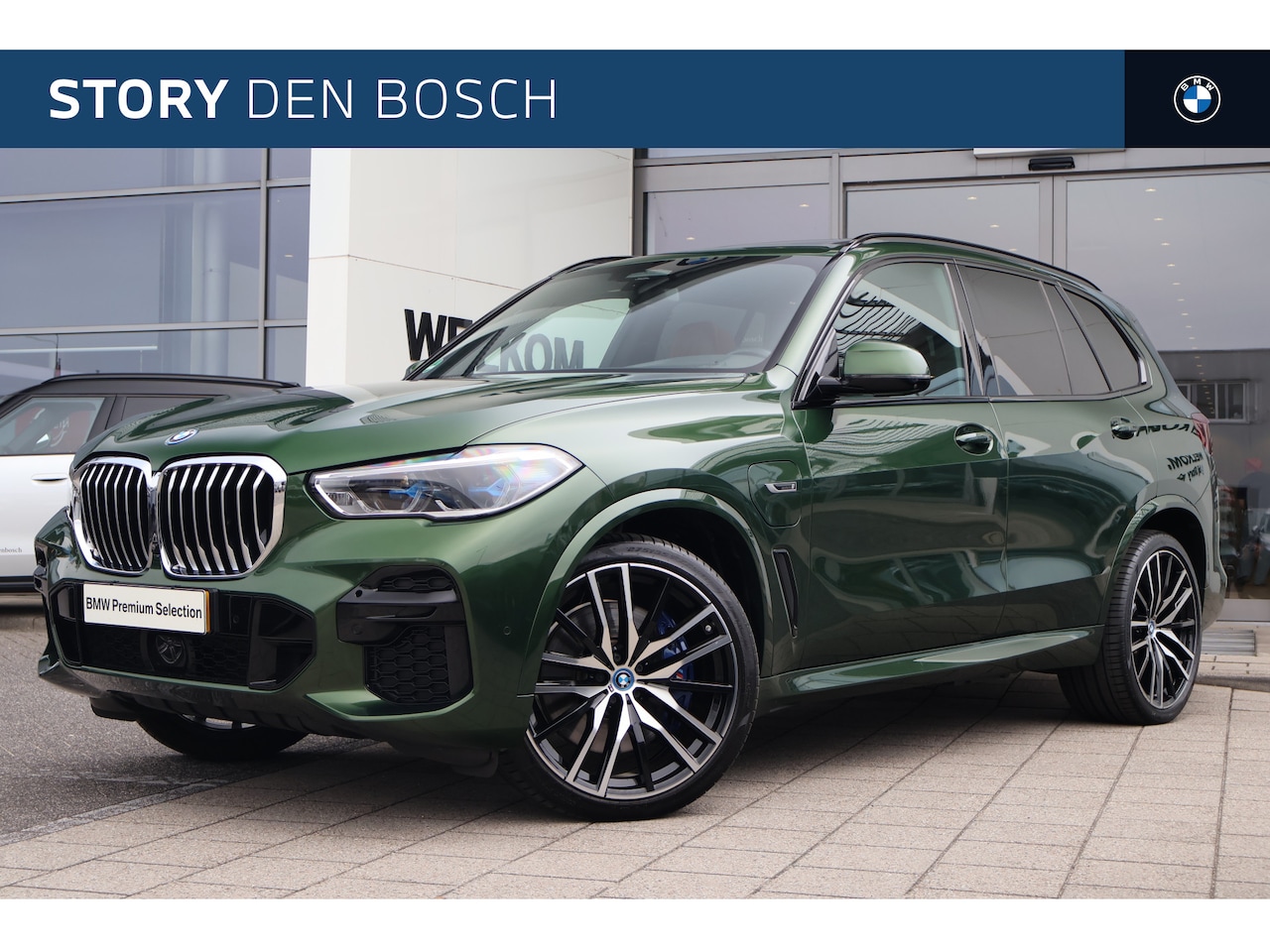 BMW X5 - xDrive45e High Executive M Sport Automaat / Panoramadak / Trekhaak / Comfortstoelen / Lase - AutoWereld.nl