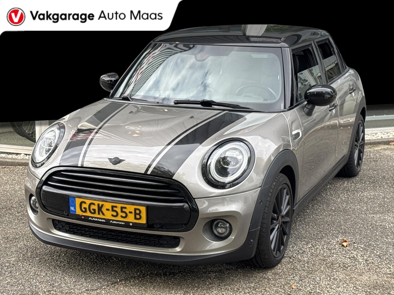 MINI 5-Deurs - 1.5 Cooper 60 Years Edition - AutoWereld.nl