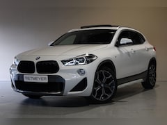 BMW X2 - sDrive20i High Executive |Pano |Stoelverw