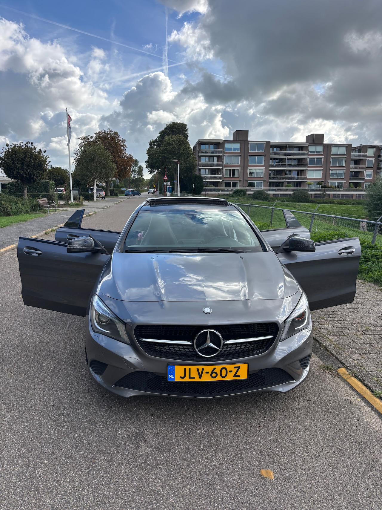 Mercedes-Benz CLA-klasse Shooting Brake - 180 - AutoWereld.nl